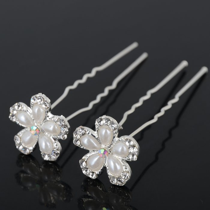 Vlásenka Rhinestone Flower